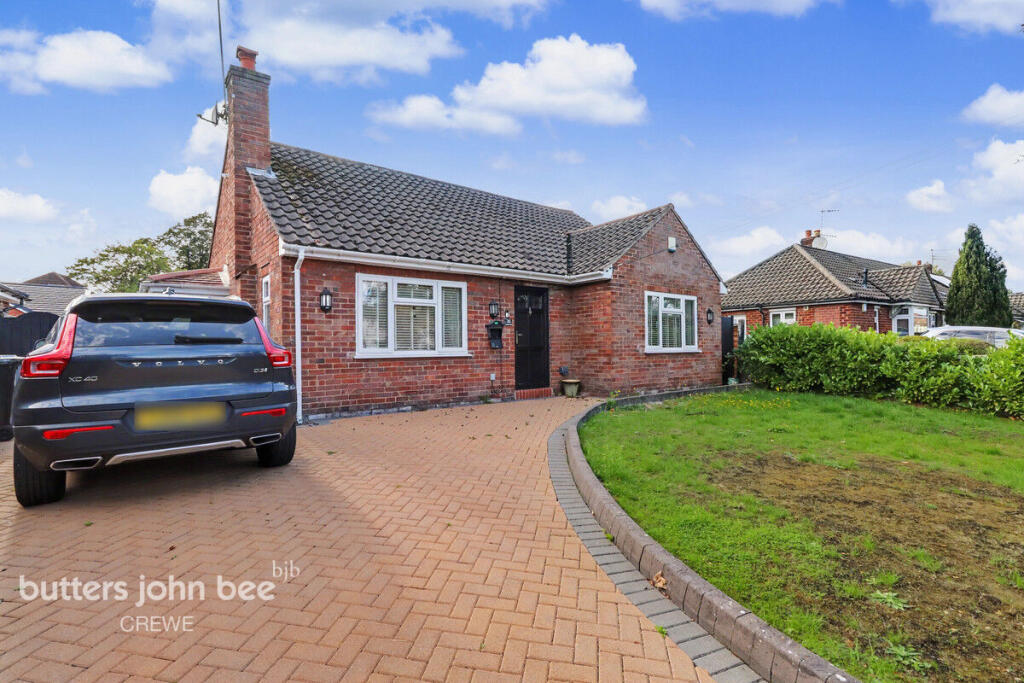 3-bed detached on Sycamore Avenue, Crewe, £325,000
