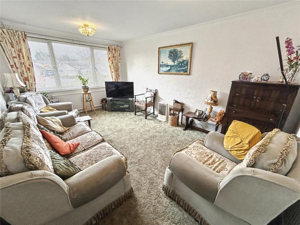 4, Rumbelow Road, Tiverton, Devon, EX16 photo 2