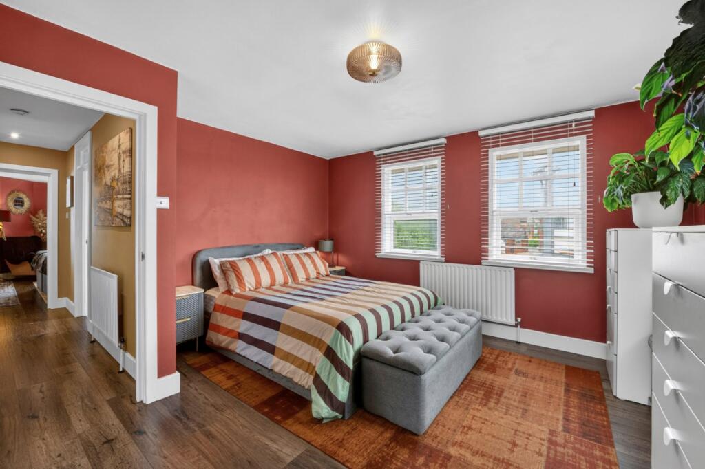Apartment in London - View 4