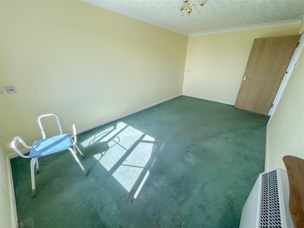Apartment in Colchester - View 5