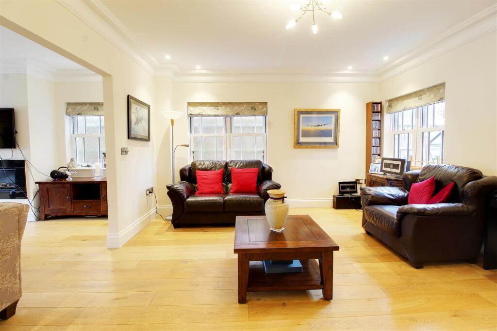 Additional image 4 of Brookmans Avenue, Brookmans Park