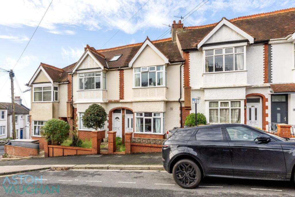 4 bedroom terraced house for rent