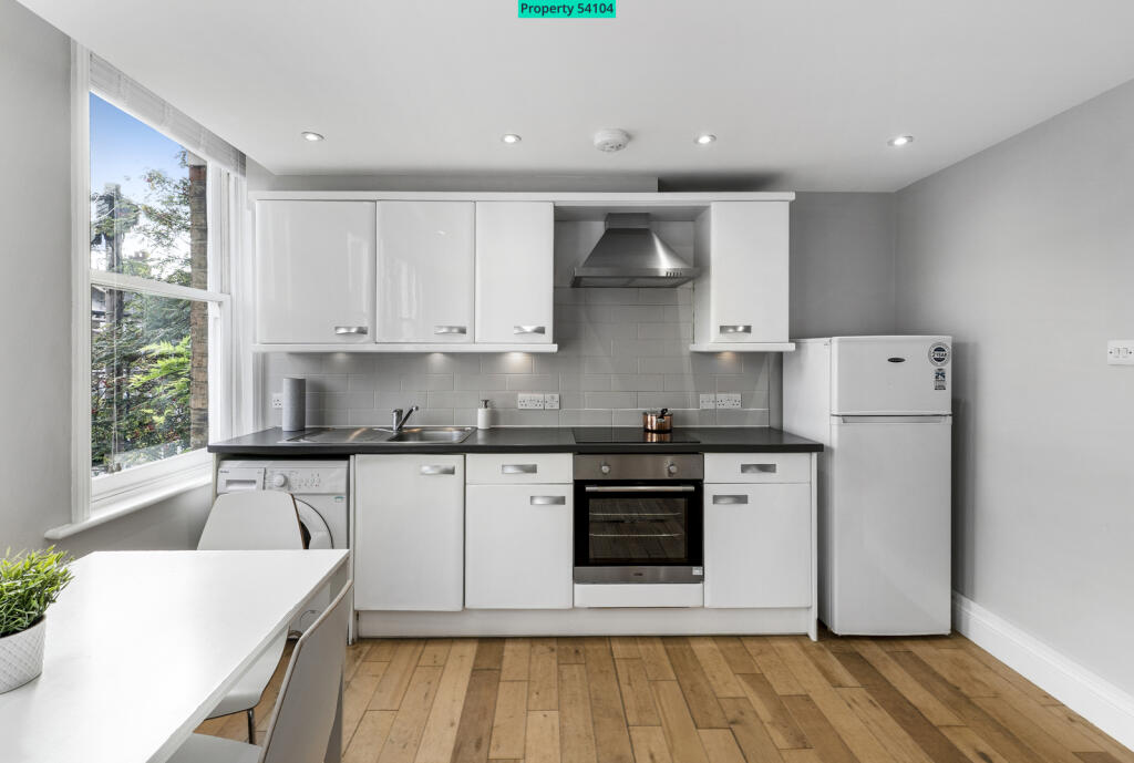 Apartment in London - View 4