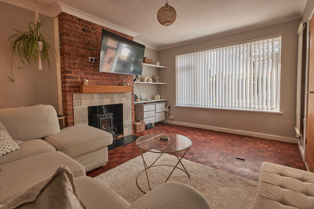 House in Exeter, St Leonards - More