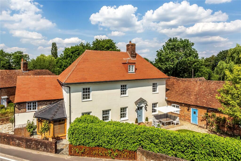 Main image of property: Hook Road, North Warnborough, Hook, Hampshire, RG29