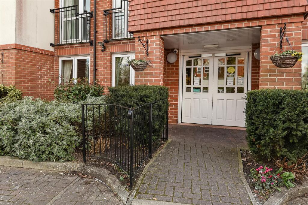 Stockbridge Road, Chichester - View 5