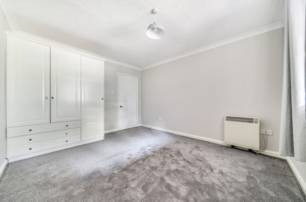 Apartment in Southampton - More