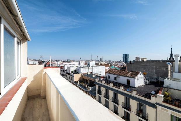 Main image of property: Spectacular Penthouse To Renovate, Almagro - Chamberí