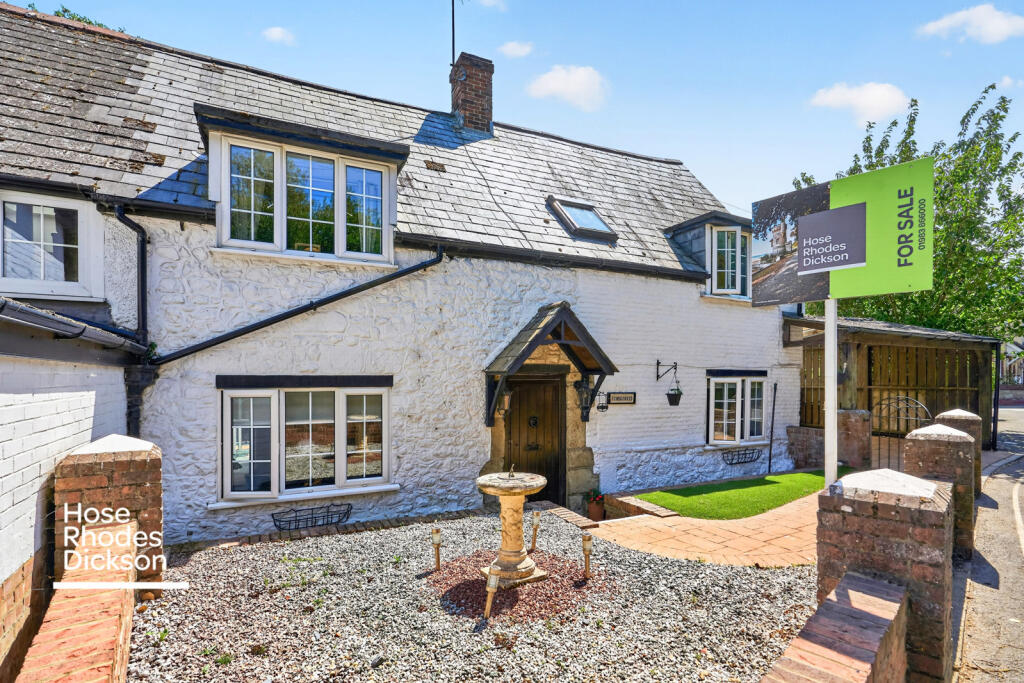 Main image of property: High Street, Newchurch, Sandown