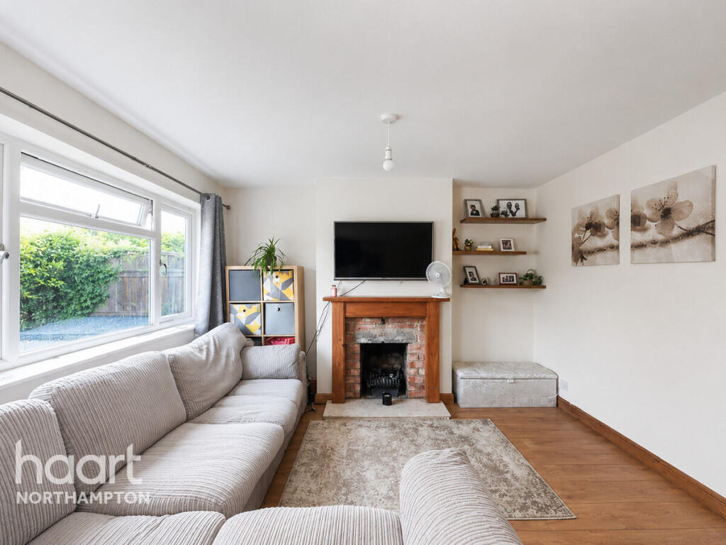 Wantage Close, Northampton - View 4