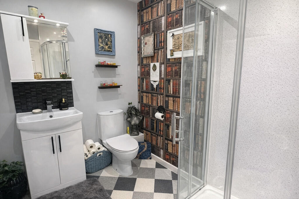 Additional image 7 of Howeth Road, Bournemouth