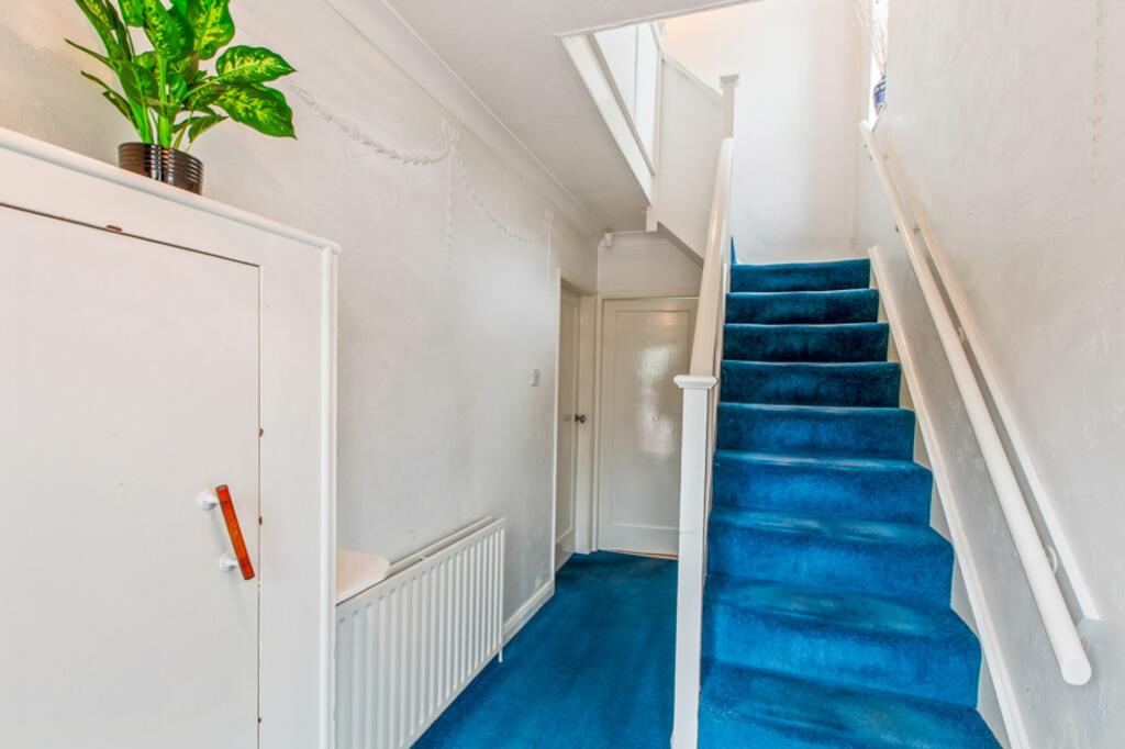 House in Leeds, West Yorkshire - More