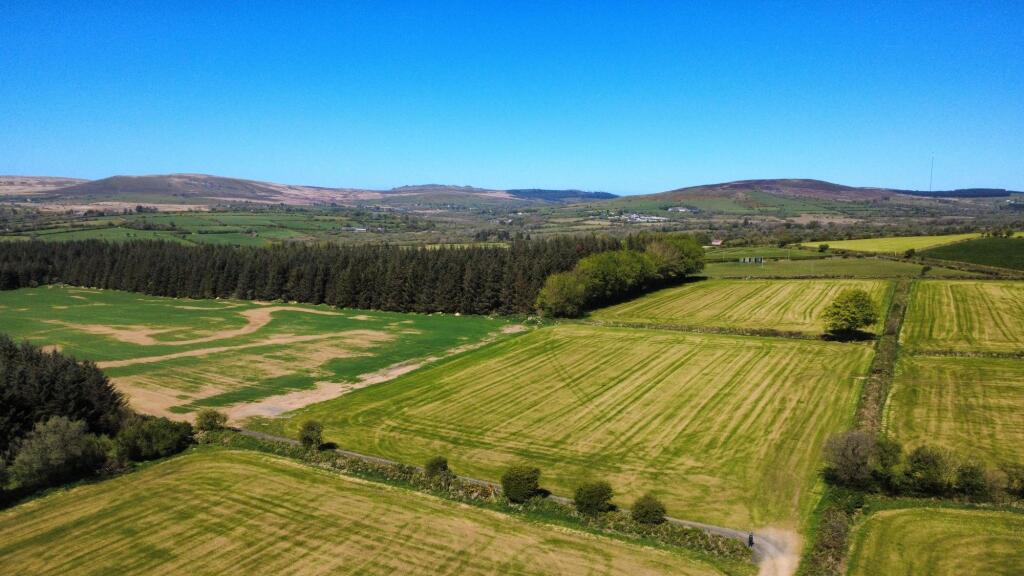 Main image of property: 23.44 acres of land at Glandy Cross, Clynderwen SA66 7XB