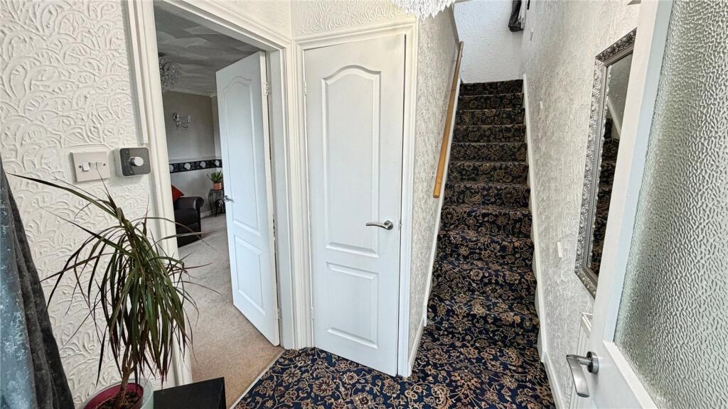 House in Barnsley, South Yorkshire - View 3