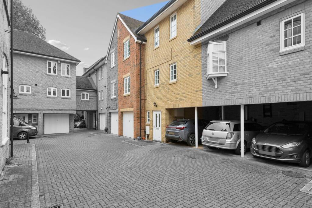 Main image of property: Chandlers Wharf, St Neots, PE19