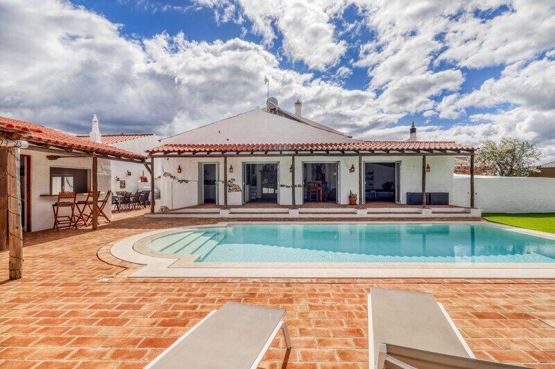 Main image of property: Silves, Algarve, Portugal