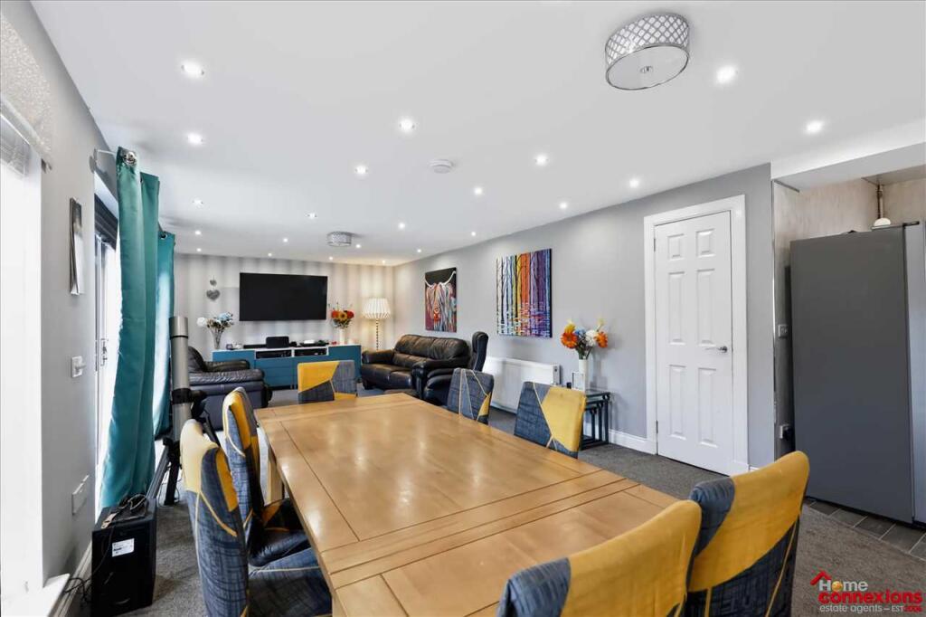 House in Strathaven, South Lanarkshire - View 5