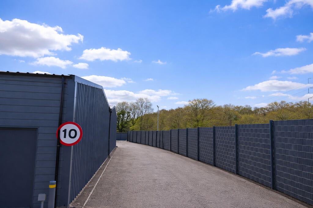 Main image of property: Park Lane Paradise, Cheshunt