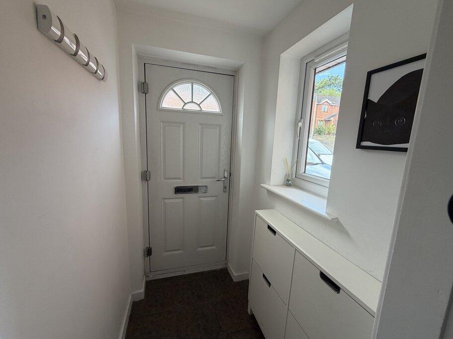 House in Congleton, Hightown - View 5