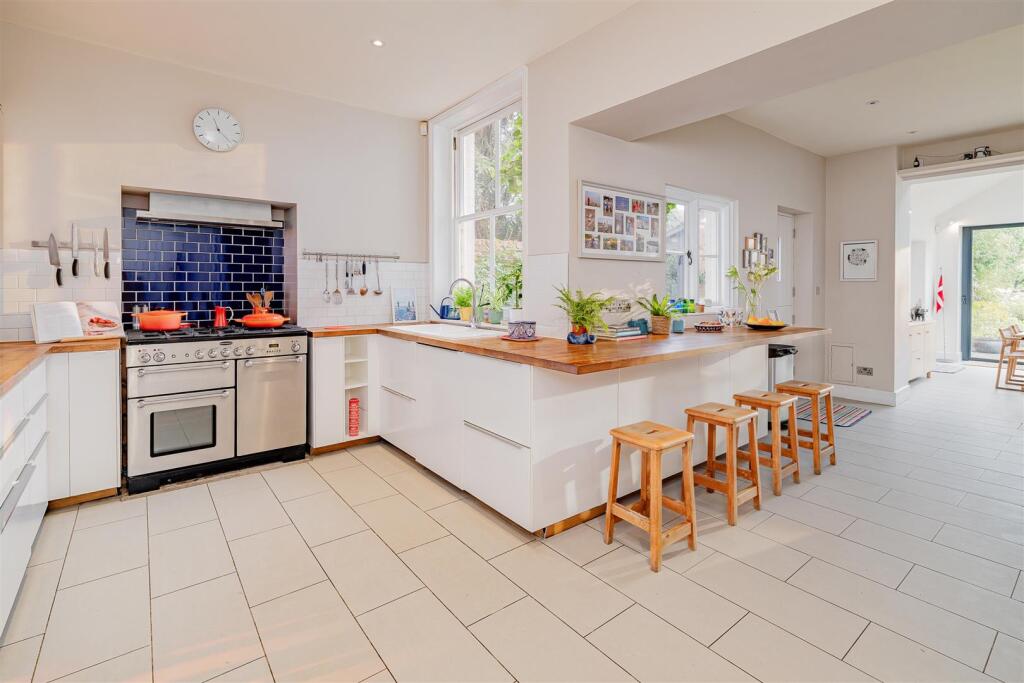 49 Oakley Street, Belle Vue, Shrewsbury, SY3 7JZ photo 4