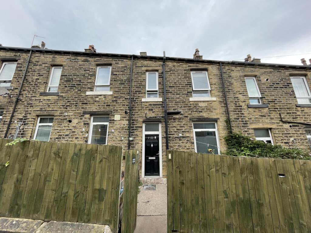 Main image of property: 22 Union Street, Sowerby Bridge, West Yorkshire HX6 2PB
