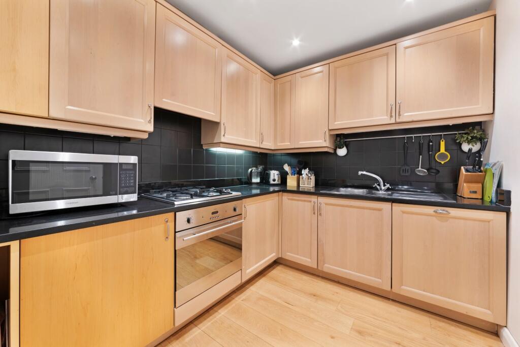 Apartment in London - View 4