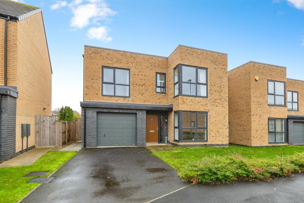 4-bed detached on 61, Aspen Close, Birtley, Chester Le Street, Tyne and Wear, DH3, £290,000