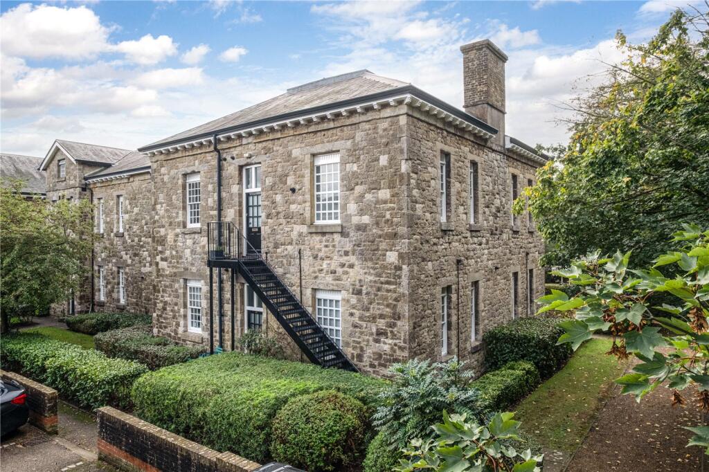 Main image of property: Queens House, Fennel Close, Maidstone, Kent, ME16