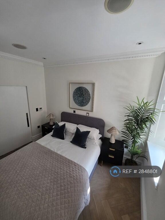 Main image of property: Chambers House, London, WC2B