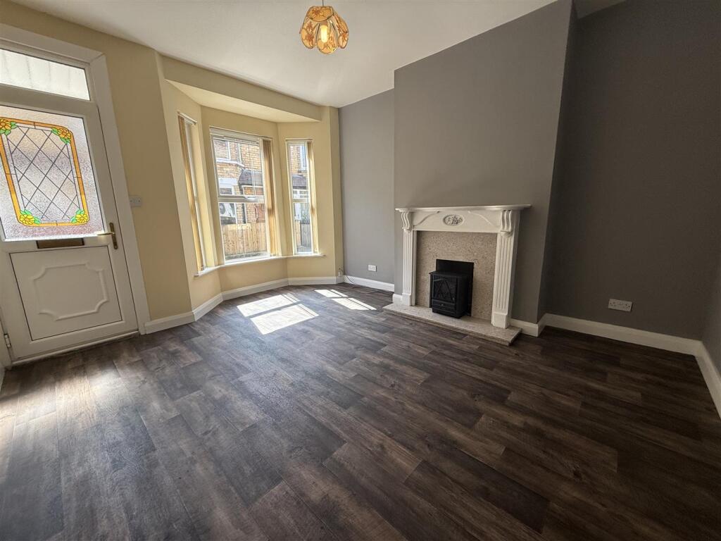 Main image of property: The Avenue, Hampshire Street