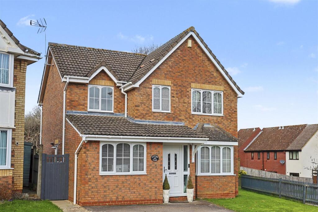 Main image of property: Jackdaw Close, Stevenage