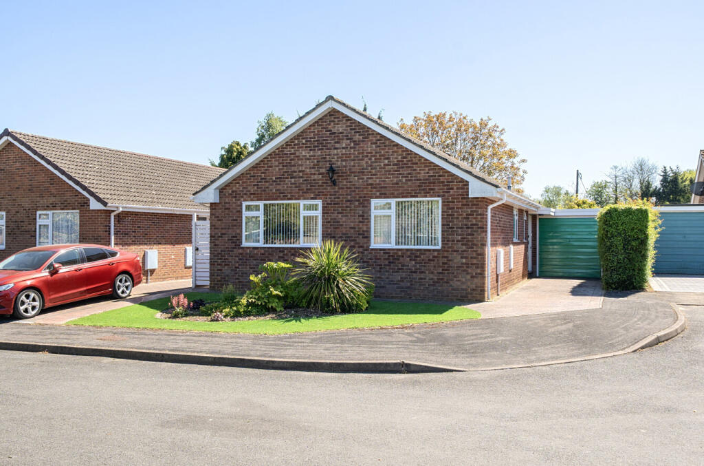 Main image of property: Wrights Close, South Wonston, Winchester, Hampshire, SO21