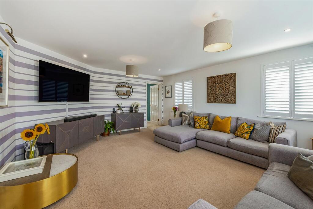 House in Test Valley, Walworth Business Park, Andover - View 4