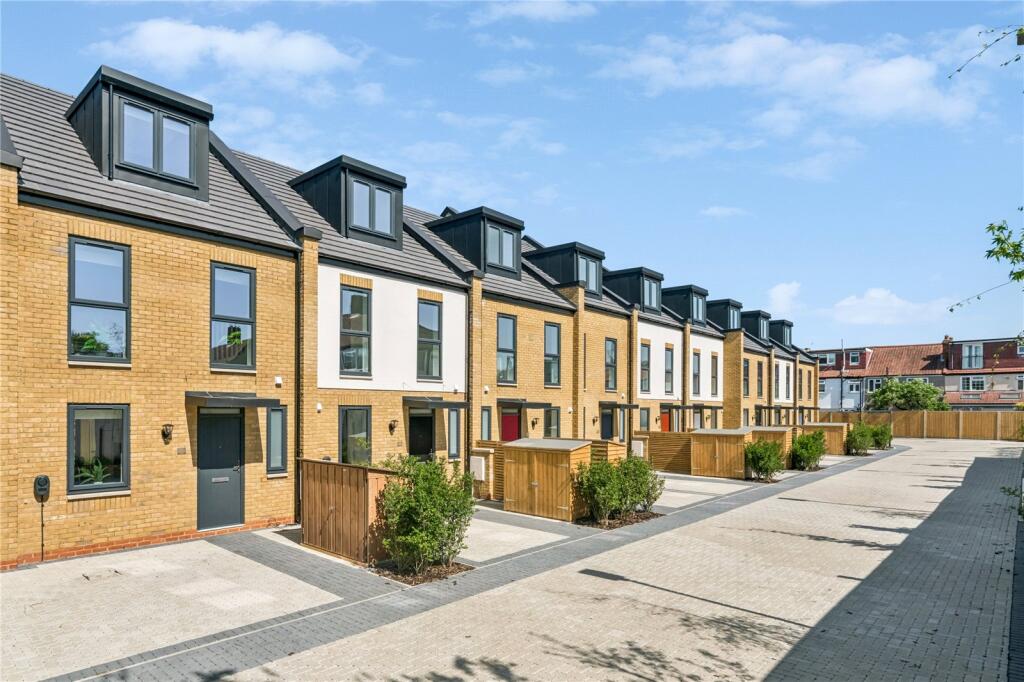 Main image of property: Byards Croft, SW16