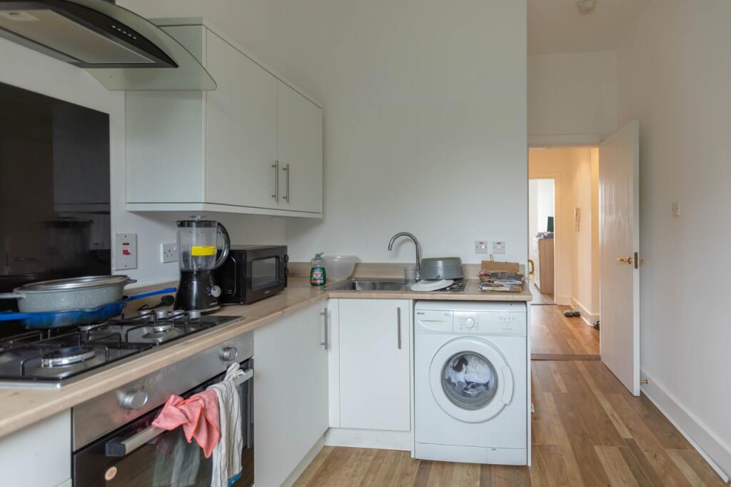 Apartment in Paisley - View 4