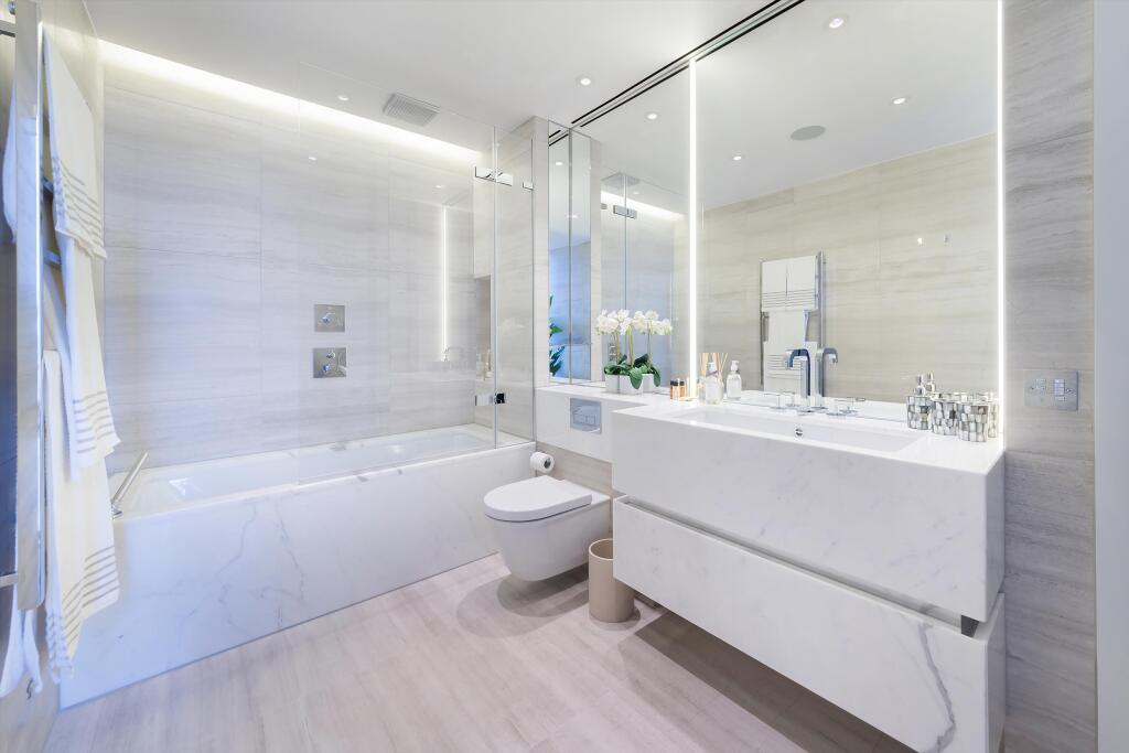 Apartment in London - More