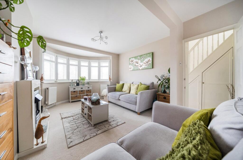 House in London, Farnborough Park, Bromley Common - View 2
