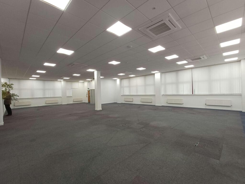 Open plan office.jpg