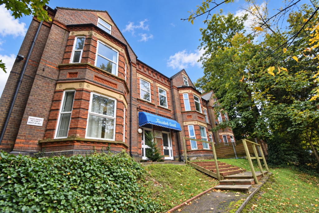 Main image of property: London Road, Luton