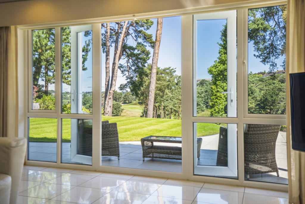 House in Bournemouth, Canford Cliffs, Poole - View 3
