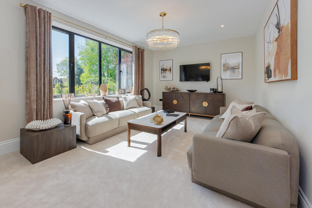 House in Radlett, Battlers Green, Aldenham - View 5