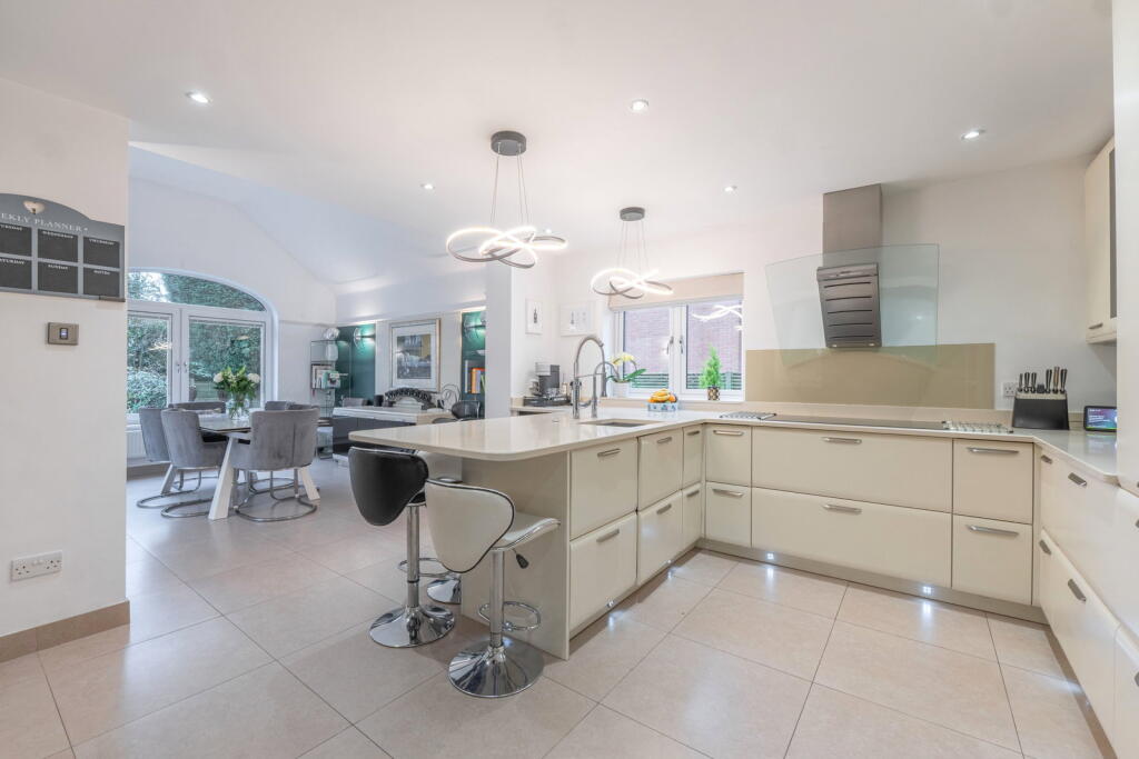 Additional image 5 of Merriemont Drive, Barnt Green, Birmingham, B45 8QZ