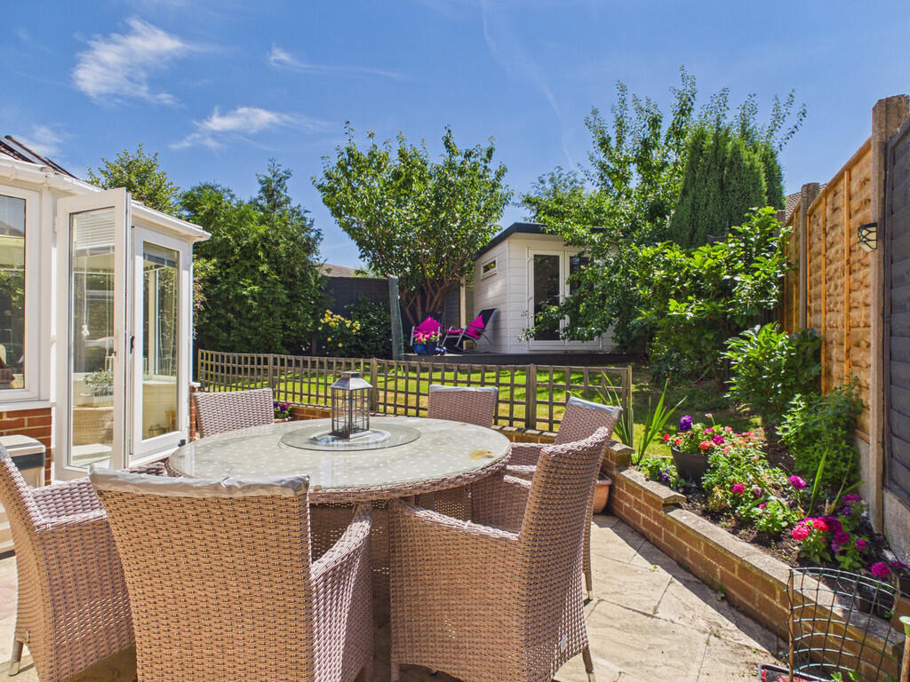 Earles Meadow, Horsham - View 3
