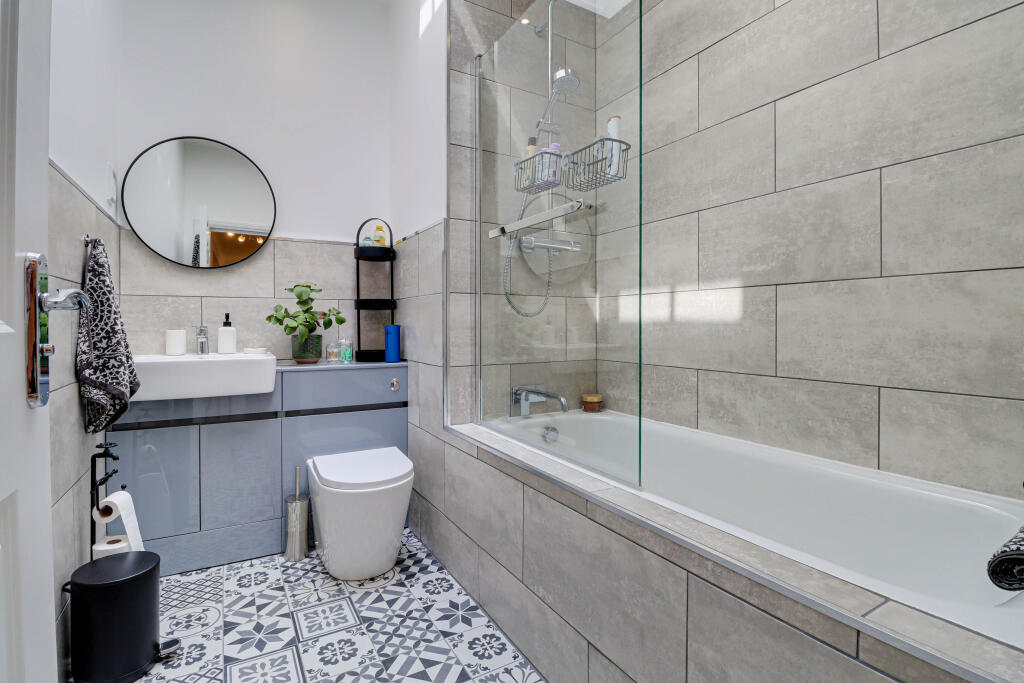 Additional image 10 of Boyes Crescent, London Colney, AL2