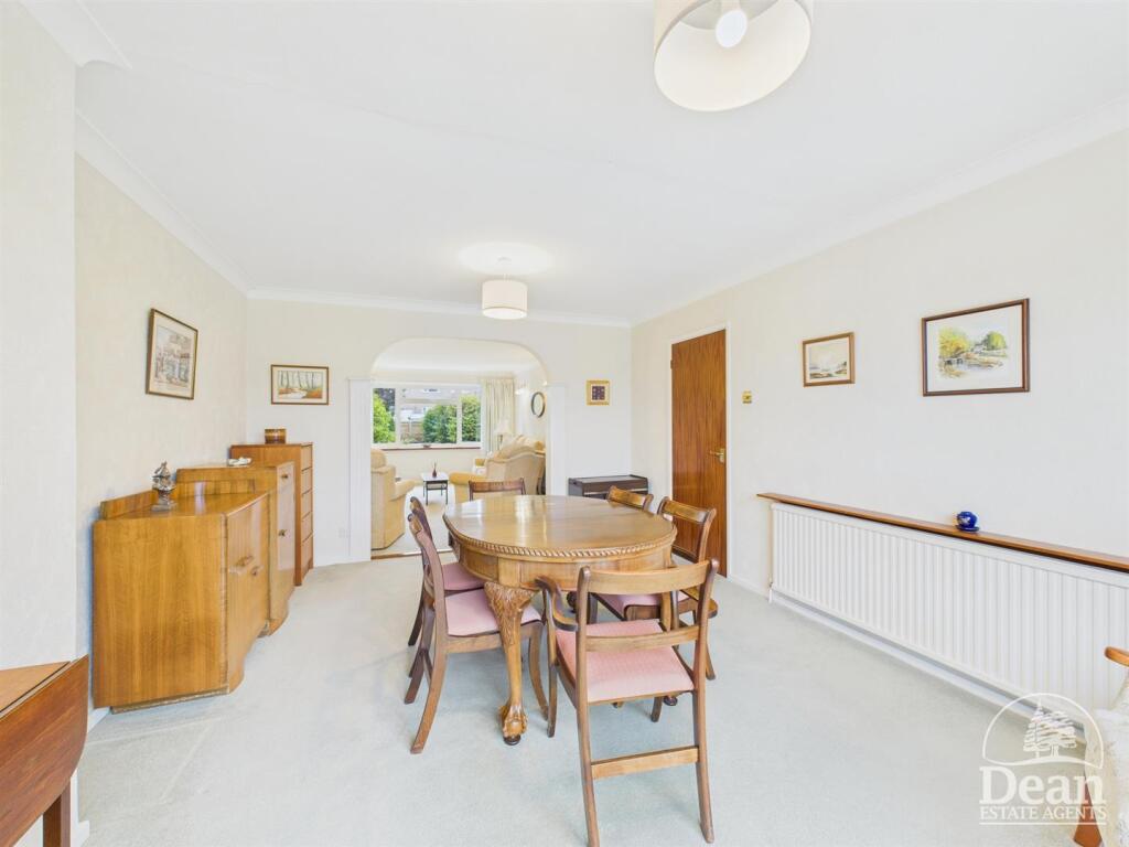 Fairfield Close, Coleford photo 5
