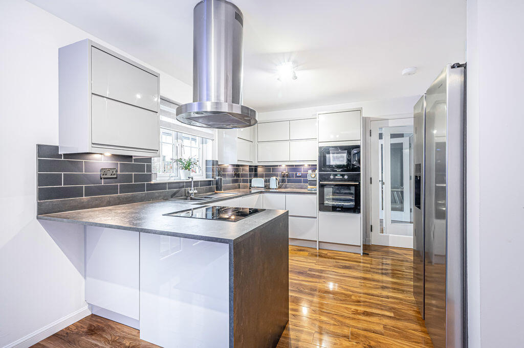 House in Kirkcaldy, Fife - More