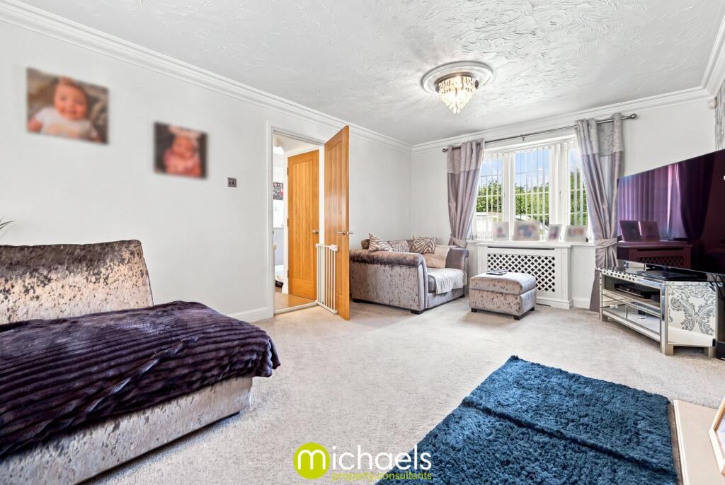 House in Colchester, Myland, Highwoods - View 5