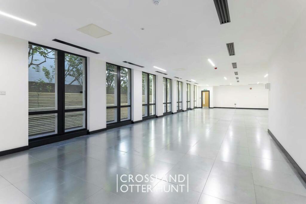 office 14.jpg
