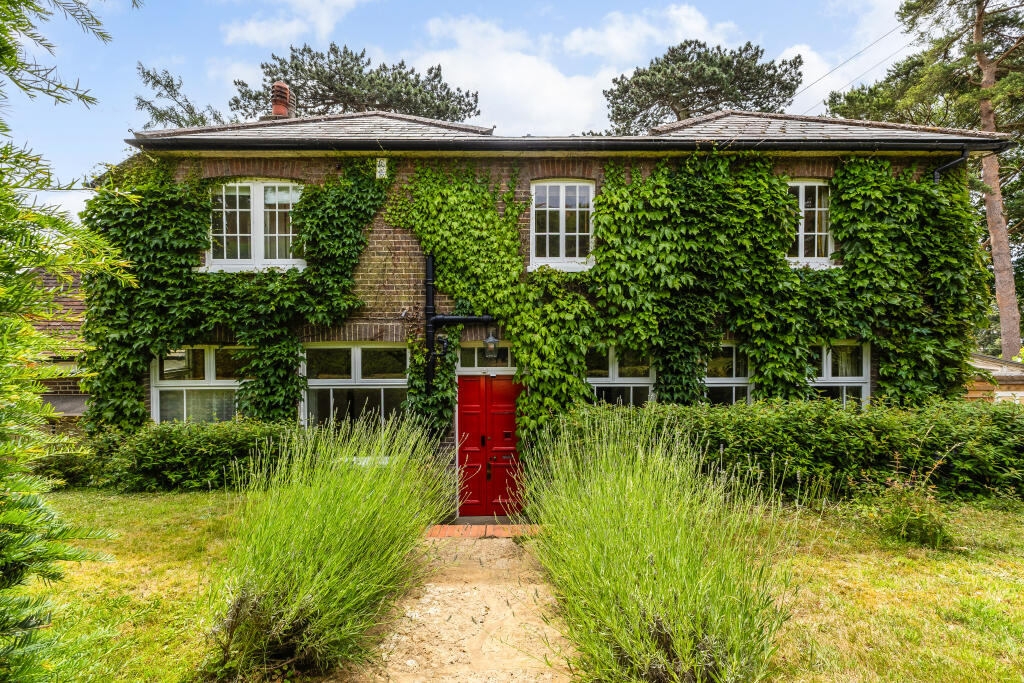 Main image of property: Knoll Road, Godalming, GU7