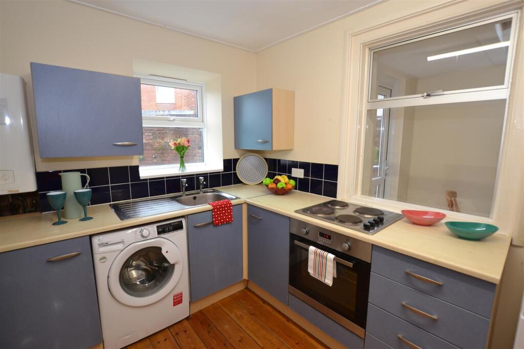House in Exeter - View 5